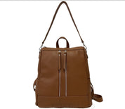 Patrizia, the super versatile: backpack, handbag, shoulder bag in one!