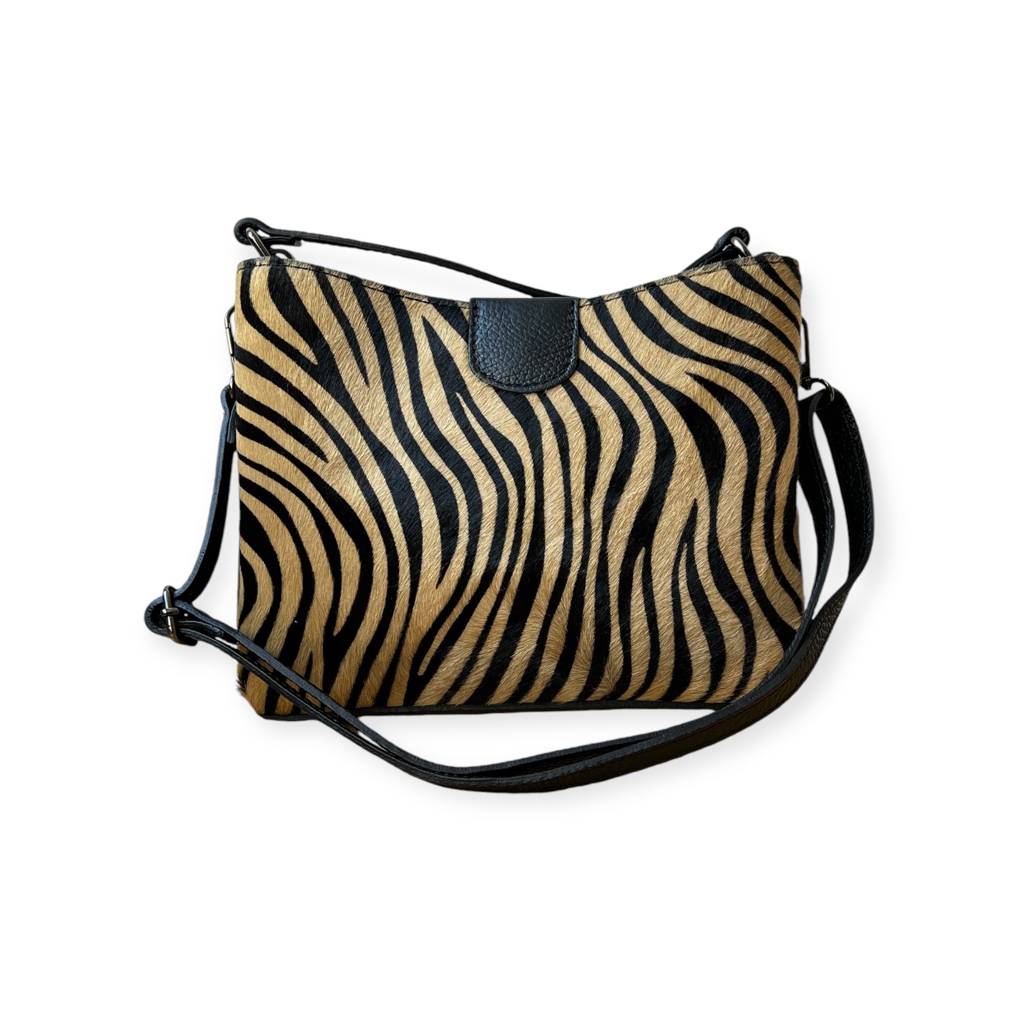 Milva, the wild one in the absolutely trendy, printed cowhide